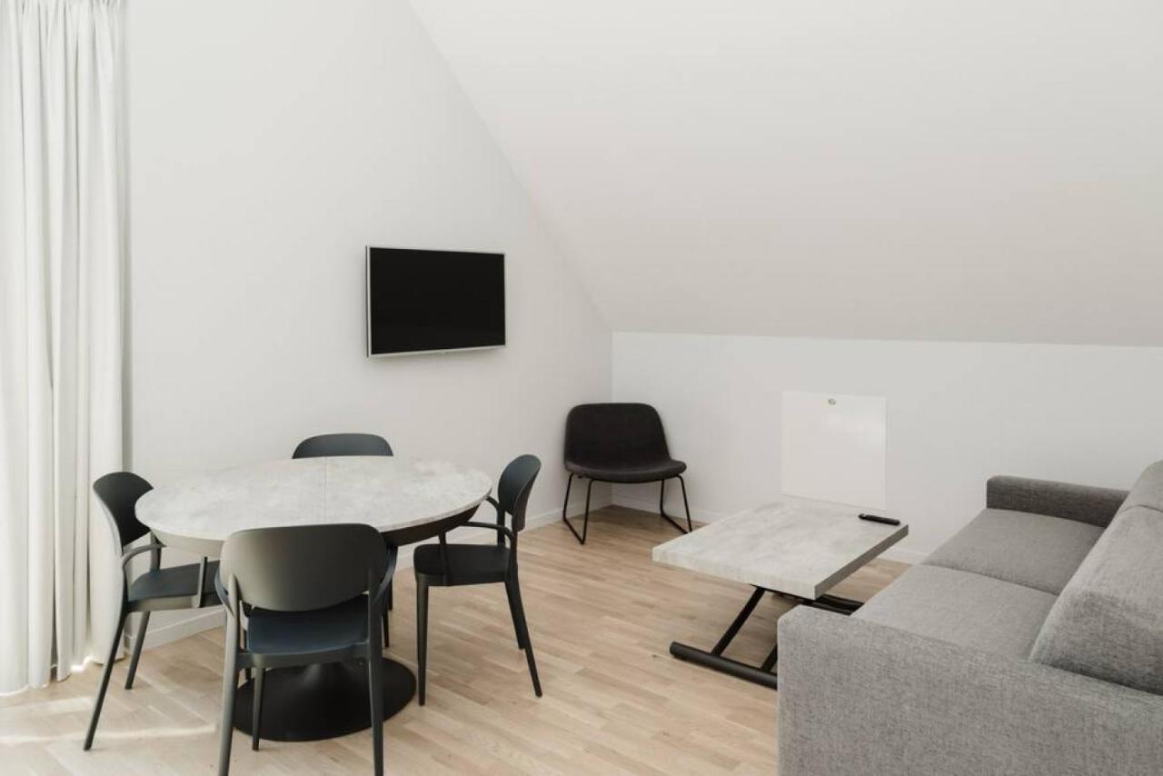 Lidingö All In One Loft With Balcony And Free Parking מראה חיצוני תמונה